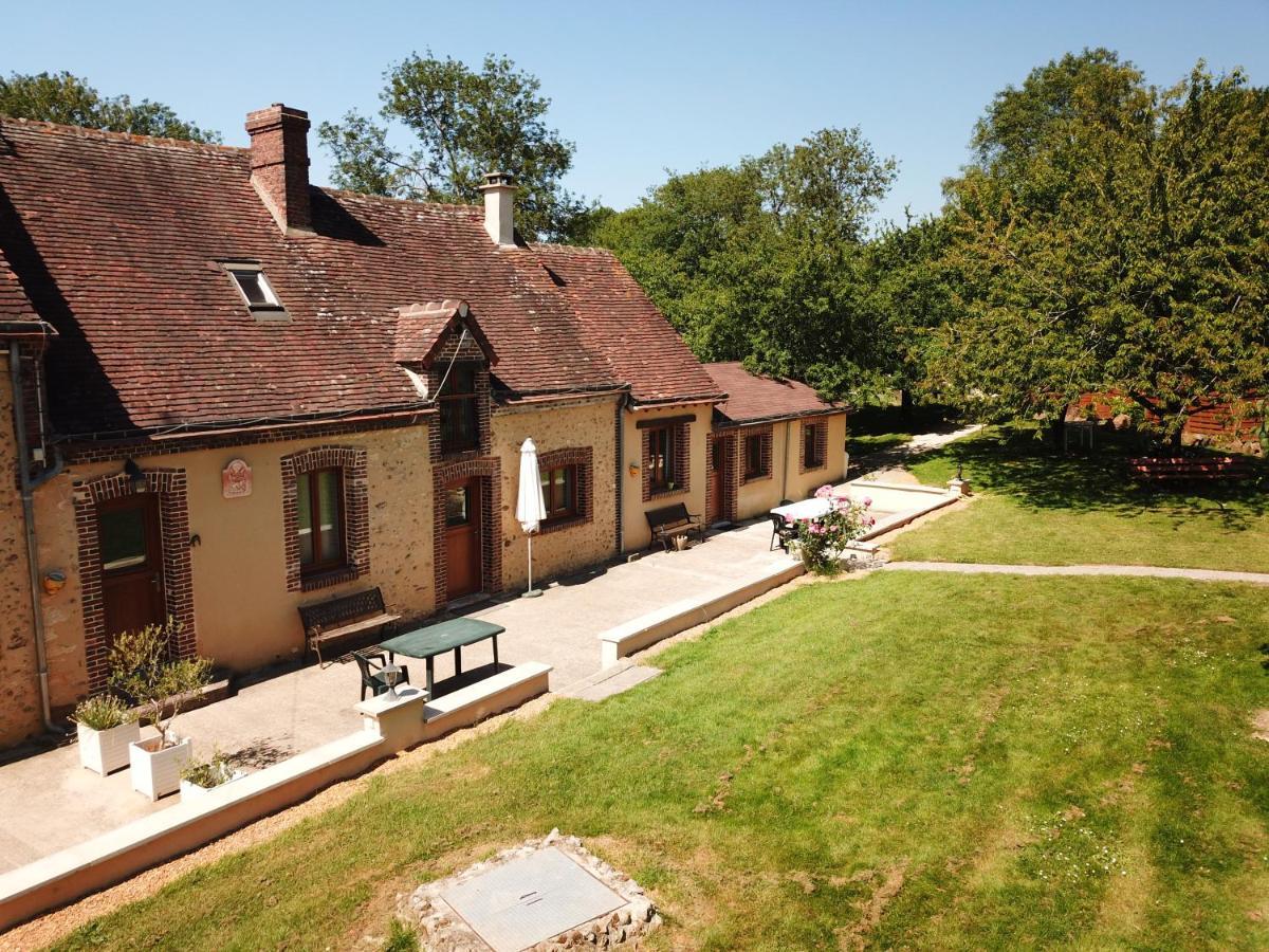 Les Gites De La Maison Lierue Thiron-Gardais Ngoại thất bức ảnh